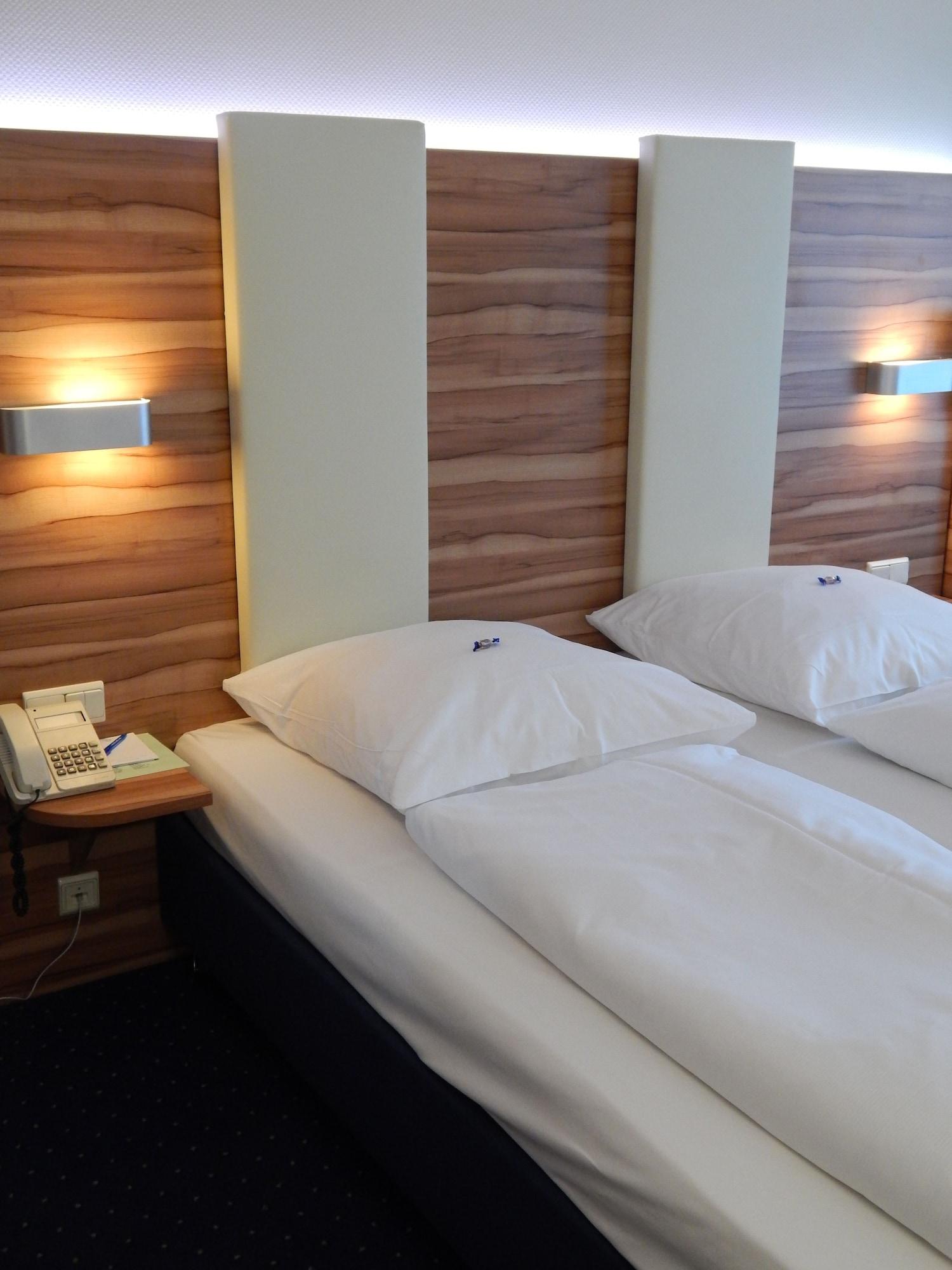 Hotel Daniel Munchen Bagian luar foto