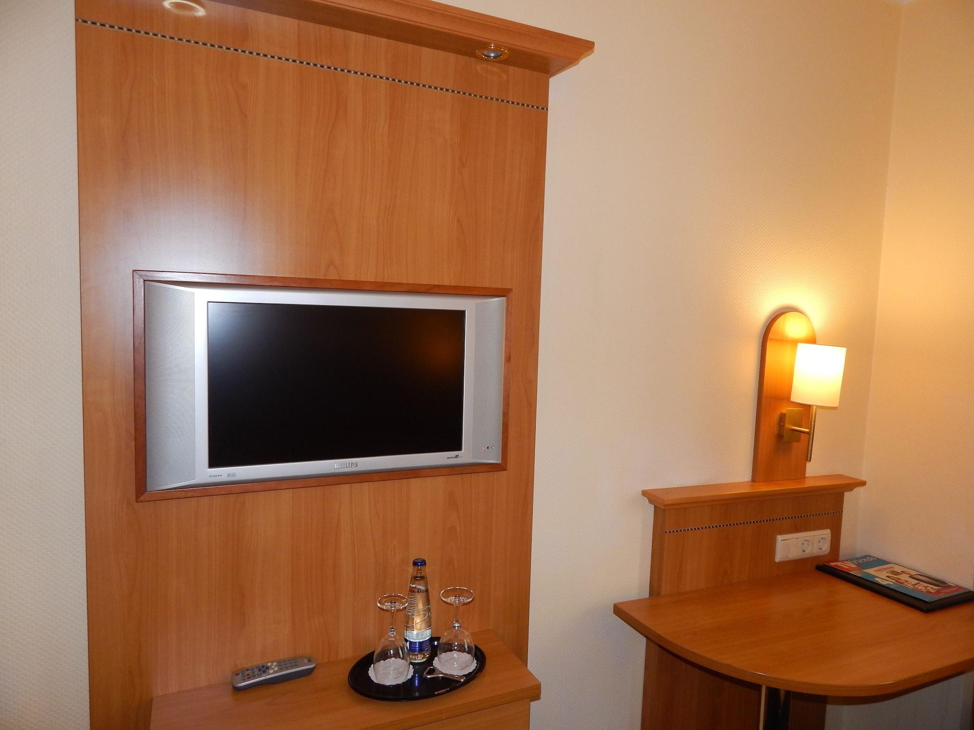 Hotel Daniel Munchen Bagian luar foto