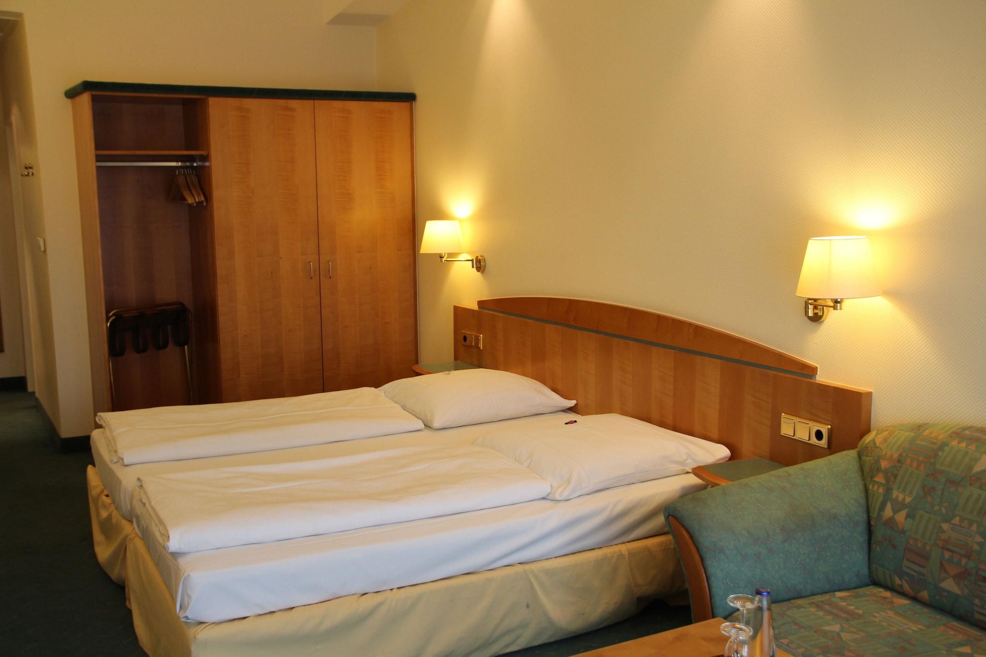 Hotel Daniel Munchen Bagian luar foto
