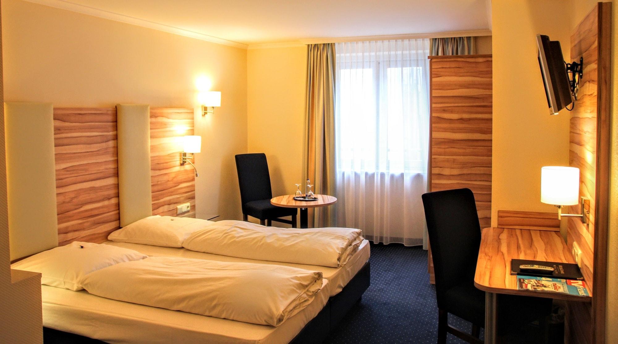 Hotel Daniel Munchen Bagian luar foto