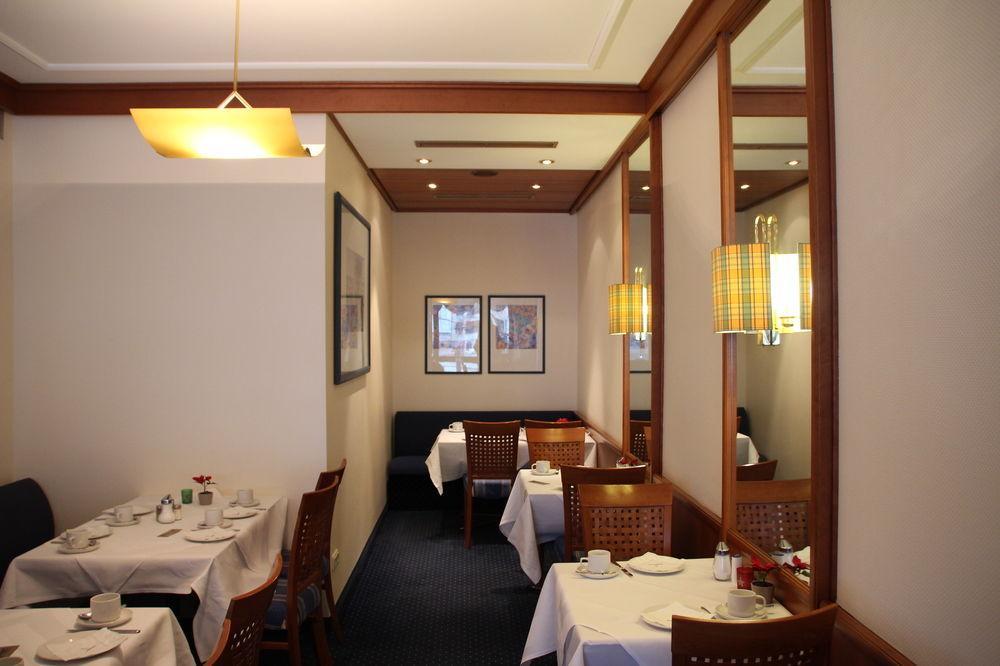 Hotel Daniel Munchen Bagian luar foto
