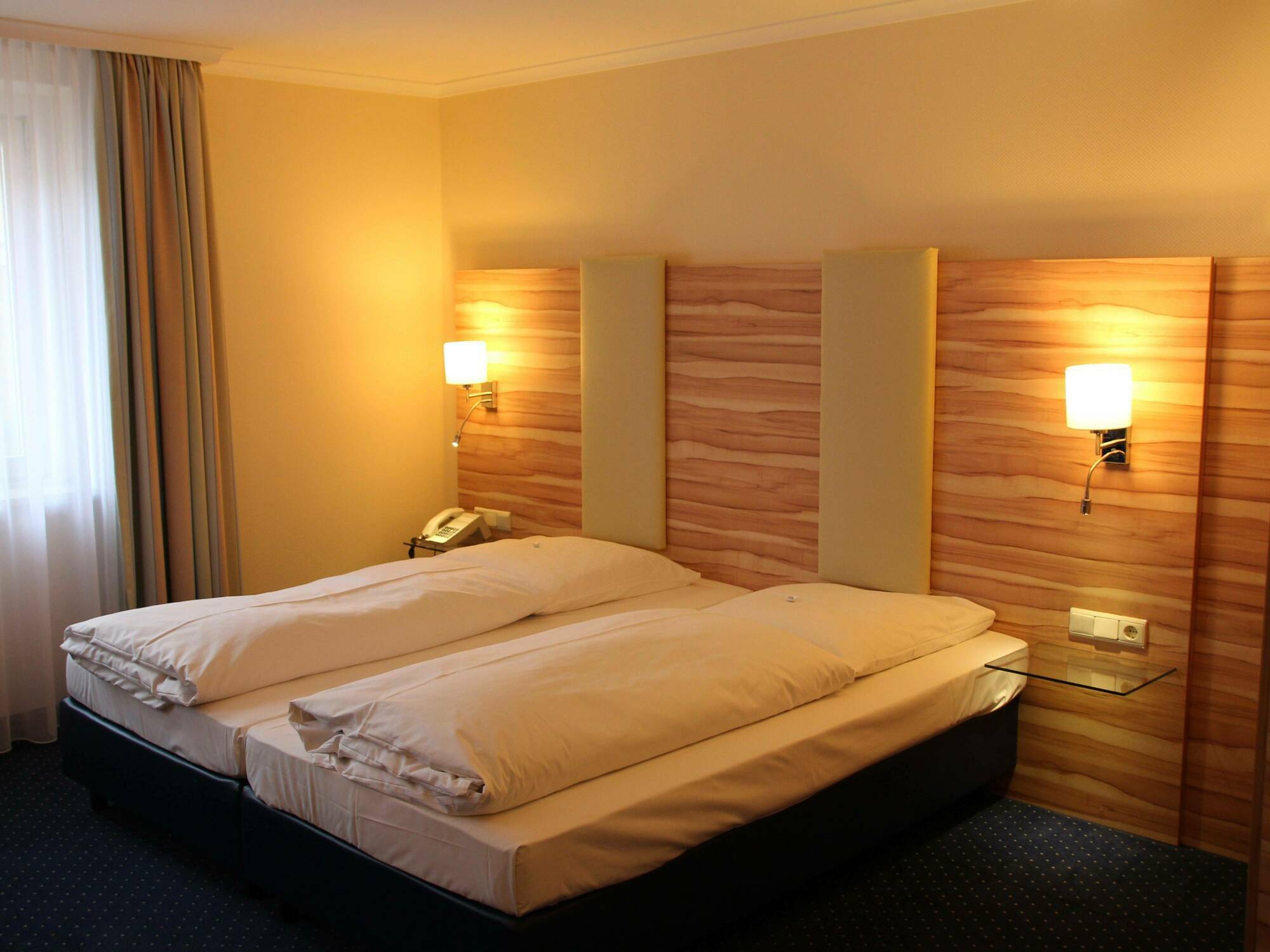 Hotel Daniel Munchen Bagian luar foto