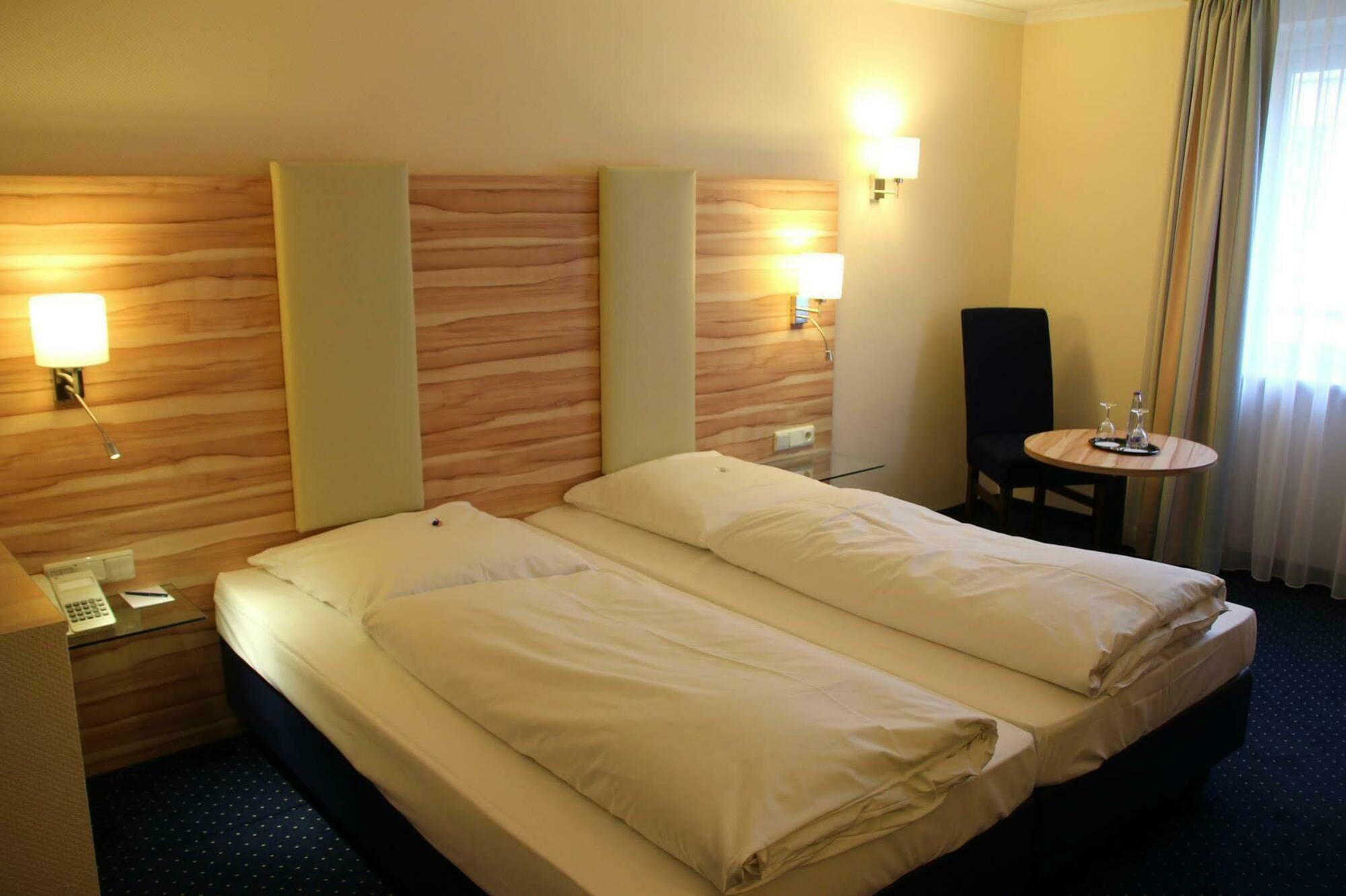 Hotel Daniel Munchen Bagian luar foto