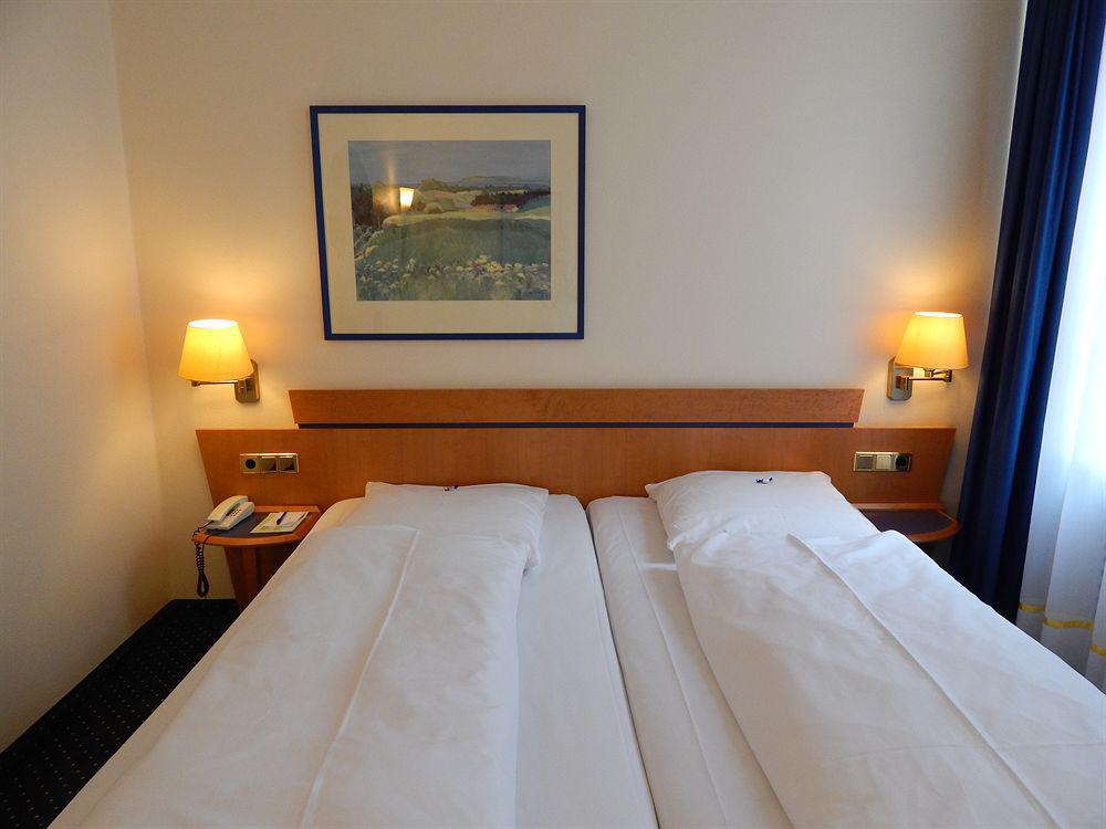 Hotel Daniel Munchen Bagian luar foto